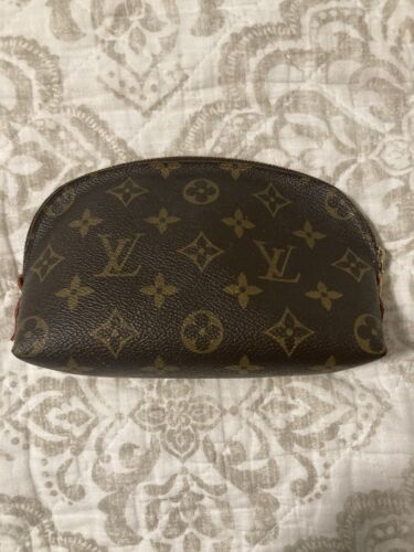 Louis Vuitton Cosmetic Pouch - Picture 1 of 9