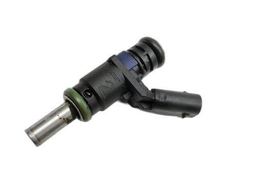 Injektor Einspritzdüse Zyl.2 für Mercedes W169 A150 08-12 1,5 70KW A0000789023