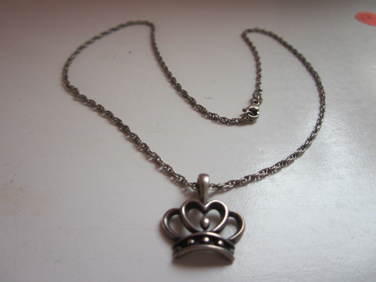 James Avery Queen of Hearts Retired Crown Pendant & C… Gem