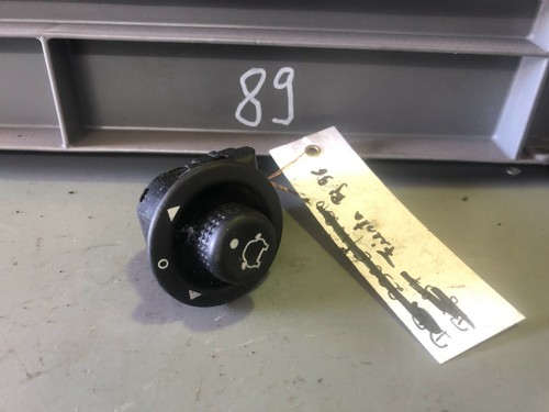 Ford Escort V Fiesta IV JBS Spiegelverstellungsschalter 93BG17B676BA