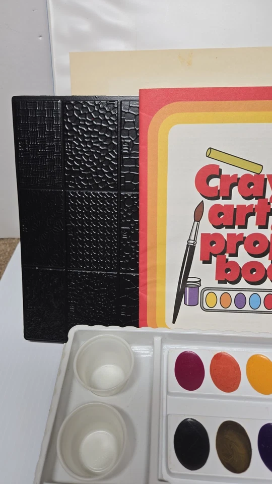 Kit de arte Crayola Deluxe vintage años 80 13 piezas crayones sin usar Foto 4 de 4