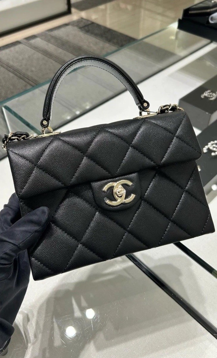 CHANEL Retrofit 24P Black Caviar (KELLY CHANEL) Top Handle Flap