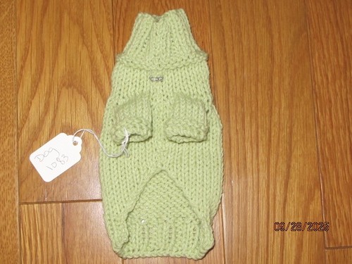 Hand Knit Chihuahua Puppy Dog Sweater - Picture 1 of 2