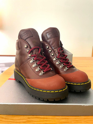 Prada Brown Leather Lace-Up Hiker Ankle Boots Rubber Lug Sole women s  US 7