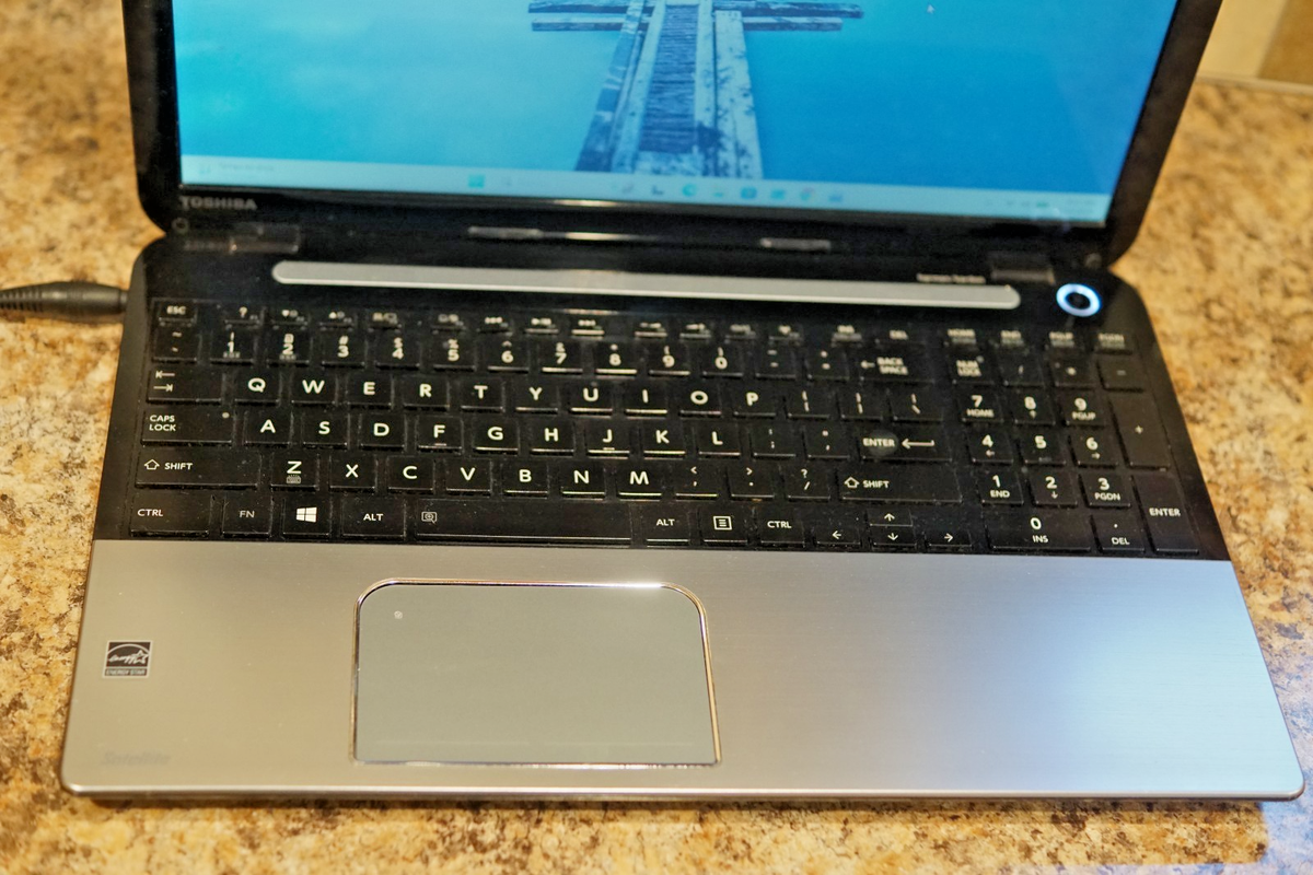 25H2 Active WIN11 PRO Toshiba Satellite S50-A Gen4 i7@2.40GHz,8GB 25H2 Active WIN11 PRO Toshiba Satellite S50-A Gen4 i7@2.40GHz,8GB