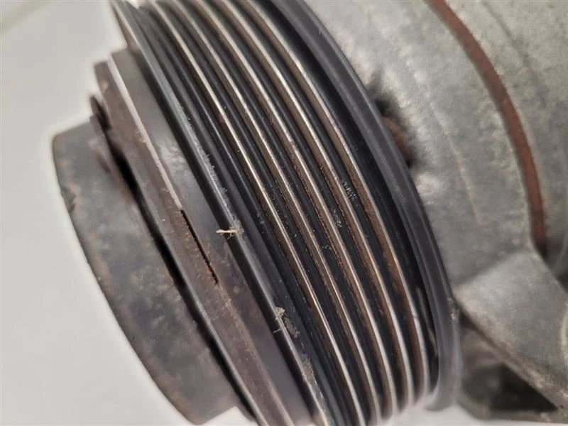 Compresor de aire acondicionado Chrysler 300 2007-2010 55111418AB        Foto 3 de 4