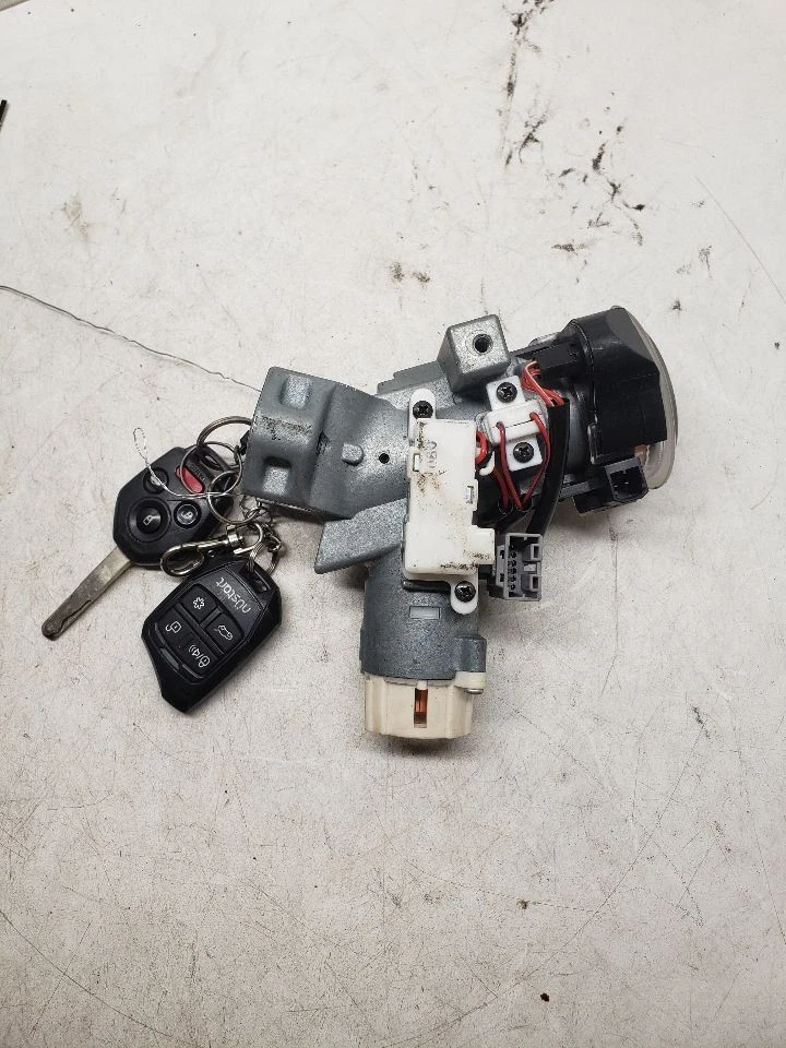 Interruptor de encendido convencional compatible con 10-14 LEGACY 1409054 Foto 3 de 4