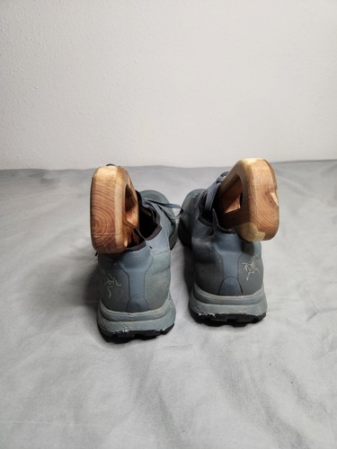 Arcteryx Norvan SL Hiking Shoes Mens Size 10.5 Gray Blue Outdoors Lightweight - Picture 6 of 9