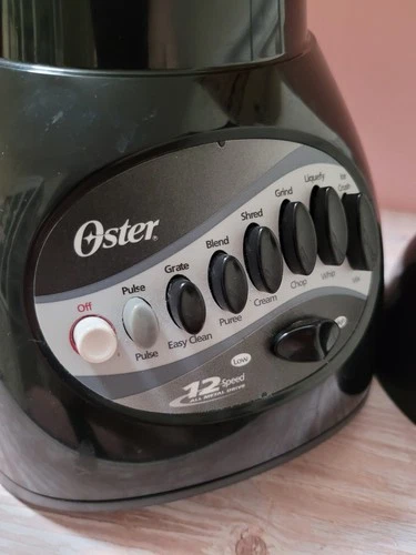 VTG Osterizer Blender Model 6800 BLSTCG Metal Drive 6 cup 12 Speed BLACK