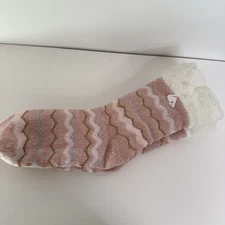NWT Woman’s S/M Pink, White, Gray And Gold Fuzzy Socks 16.5” Long With No Slip
