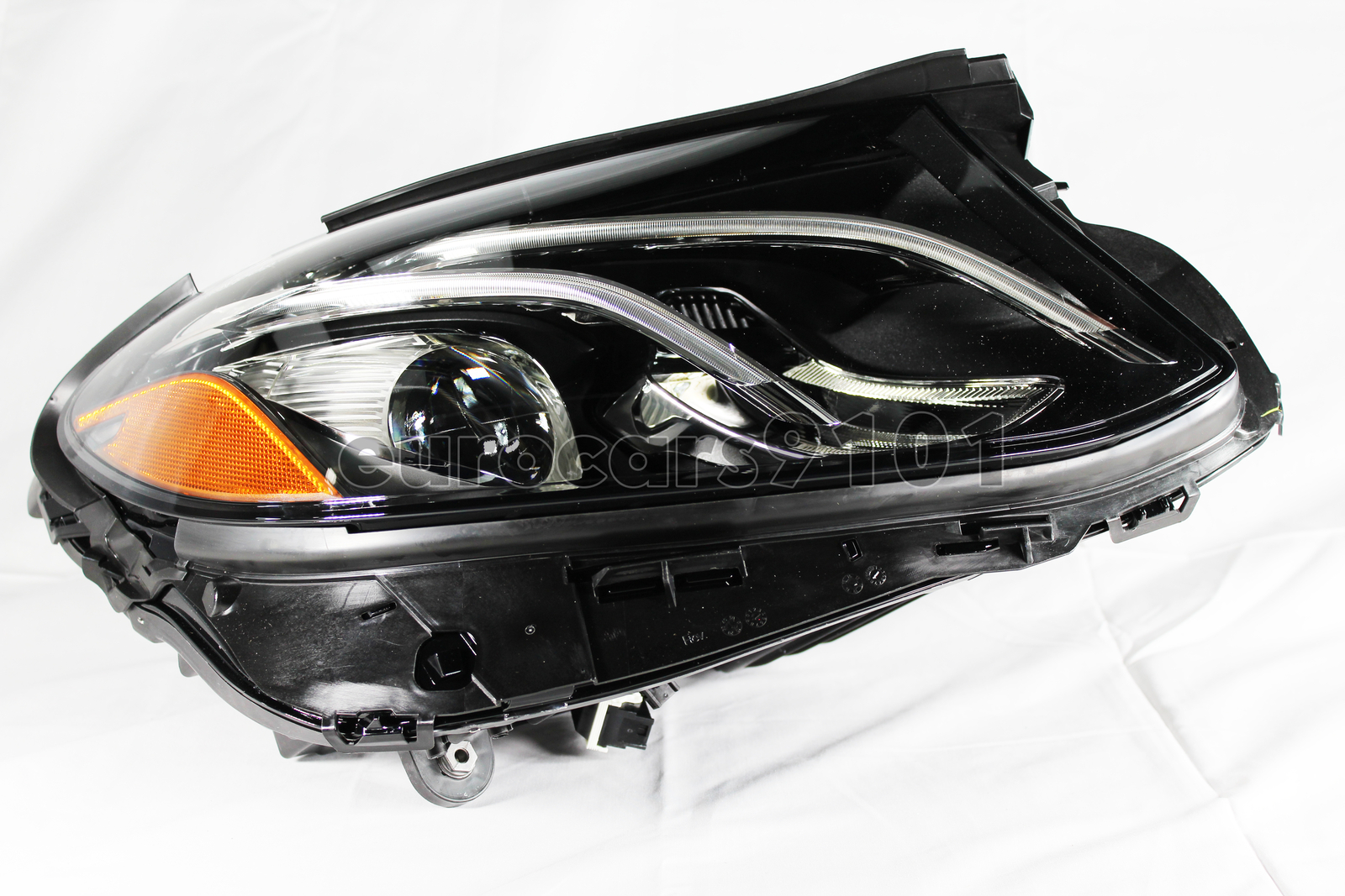 Mercedes-Benz E300 Hella Front Right Headlight 012076561