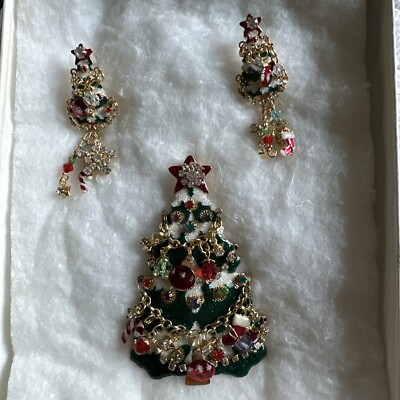 lunch at the ritz christmas tree pin