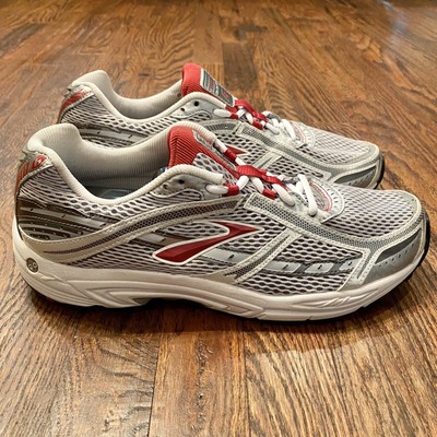 brooks dyad 6 red