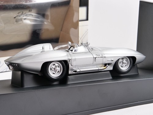 Auto Art 1/18 Chevrolet Corvette Stingray 1959 Plata 71000 - Imagen 6 de 11