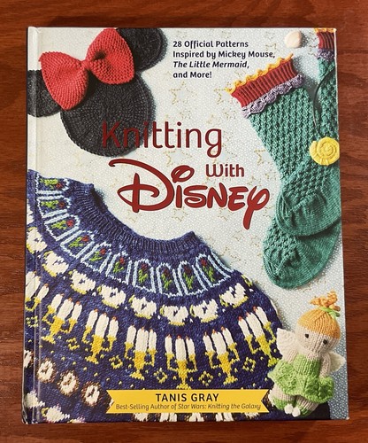 Knitting with Disney: 28 Official Patterns Inspired by Mickey Mouse - Picture 1 of 8