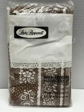 Vintage Lady Pepperell Pillowcases No Iron Brown White Floral Polyester Cotton