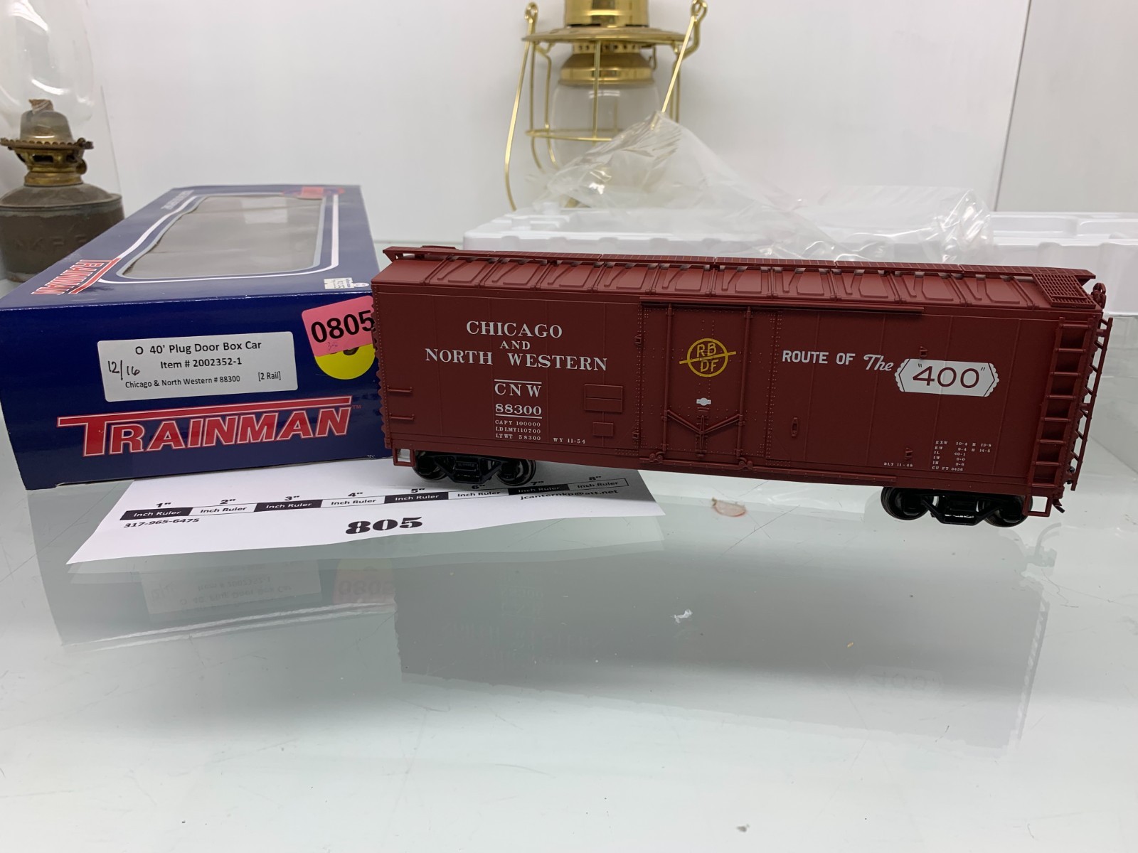 805 Atlas Trainman 40' Plug Door Box Car Chicago & North Western 2 Rail O Scale