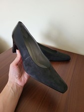 Bally Saria Vintage Heels - Women's Size US8 - Leather Suede - Italy