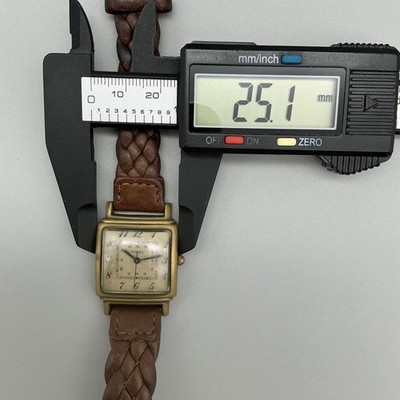 Vintage Fossil Womens Watch 25mm Square Dial Gold Tone  display picture 3