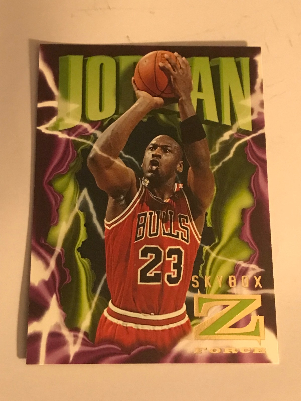 MICHAEL JORDAN 96/97 SKYBOX Z-FORCE #11