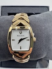 NEW ELEGANT Bulova Classic Women's Pearl Dial Quartz Watch 97L183