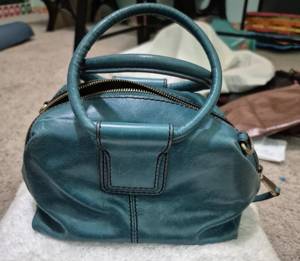 Hobo International Leather Purse "Shelia" (no strap) With Drop Handle - Image 2 of 3