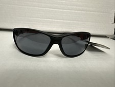 Foster Grant MaxBlock Completion GRN Sunglasses NEW 100 UV