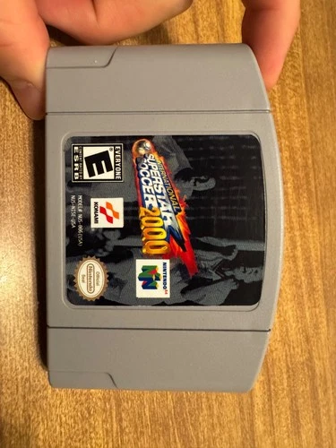 International Superstar Soccer 2000 Nintendo 64 N64 video game LABEL ISSUE READ