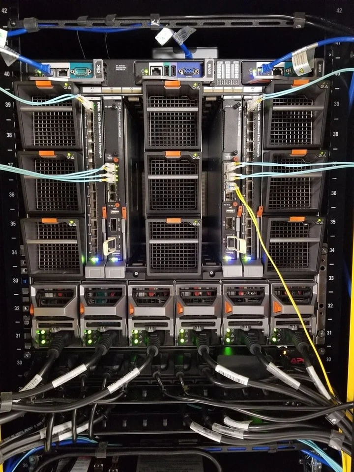 Dell M1000e M640 Blade Server Solution 4TB RAM 640-Cores 10GbE - Image 2 of 4