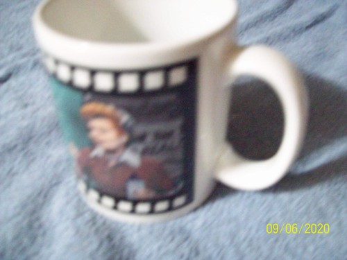 I Love Lucy, Coffee Cup & Zippered Bag - Picture 5 of 7