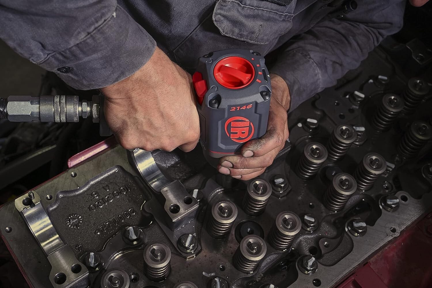 2146Q1MAX 3/4-Inch-Drive Air Impact Wrench with Quiet Pistol-Grip Design and 2,0