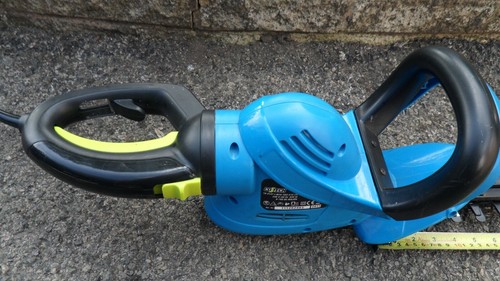 Cotech Hedge Trimmer 60cm (24" approx) 620W - LITTLE USED - Picture 6 of 13