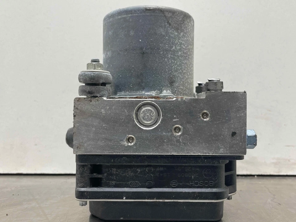 2010 Audi A6 Quattro Anti Lock Brake Pump Assembly Oem 4f0910517al 31k 09 10 - Image 4 of 4