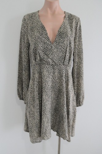 St Frock Dress Womens 12 Black Beige Pebble Print V Neck Long Sleeve Satin - Picture 2 of 12