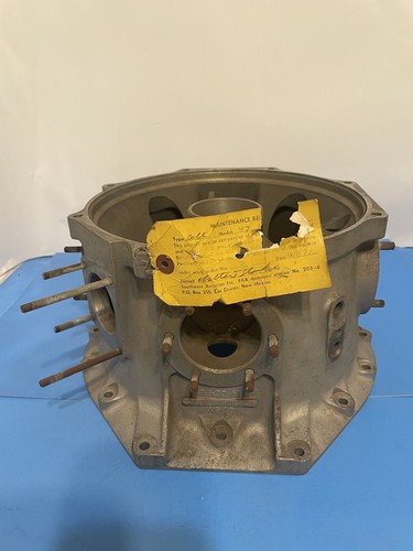 Bell 47 lower transmission Housing pn 47-620-519-5M, with tag
