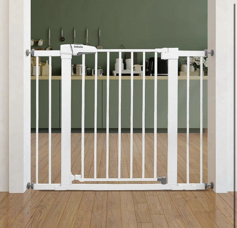 Babelio Auto Close Baby Gate, 26-40 Inch