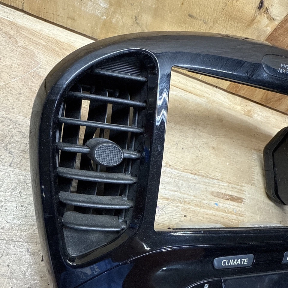 2011-2014 Nissan Juke AC Heater Climate Control Bezel Vents OEM 248453YM1B Foto 2 de 4