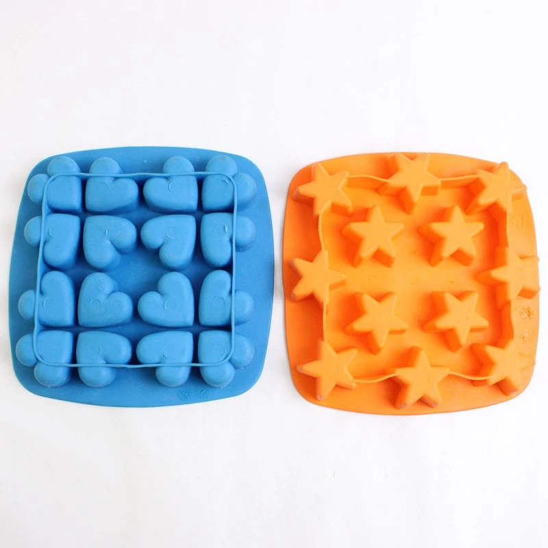 Lote de 2 Bandejas Silicona IKEA Ice Cubets Corazones Azules y Estrellas Naranja Foto 2 de 4