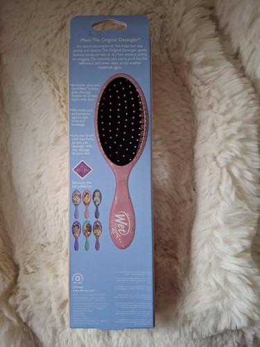 Wet Brush Disney Princess Original Detangler Belle Limited Edition - Picture 2 of 3