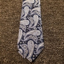 Bloomingdales Silk Tie Mens Blue Paisley Design Standard Size Business Necktie