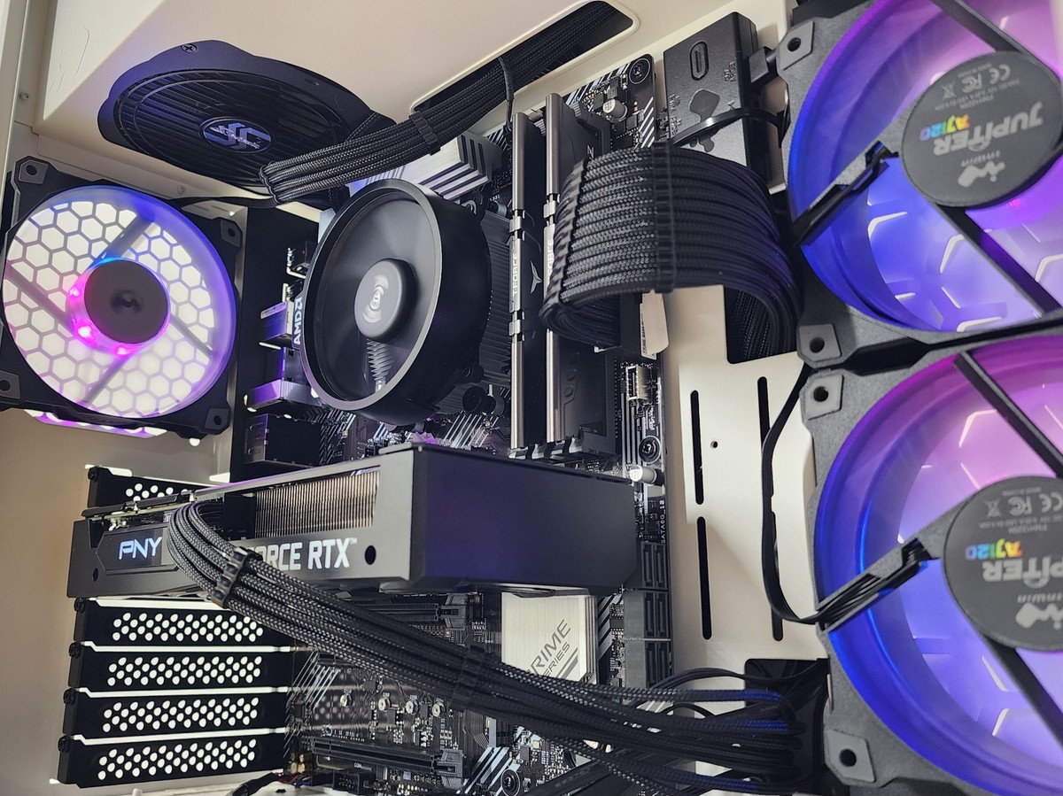 PC Gamer ASUS Tour – Ryzen 5, RTX 3060, 500Go – Windows 10 – Ouvert (neuf)
