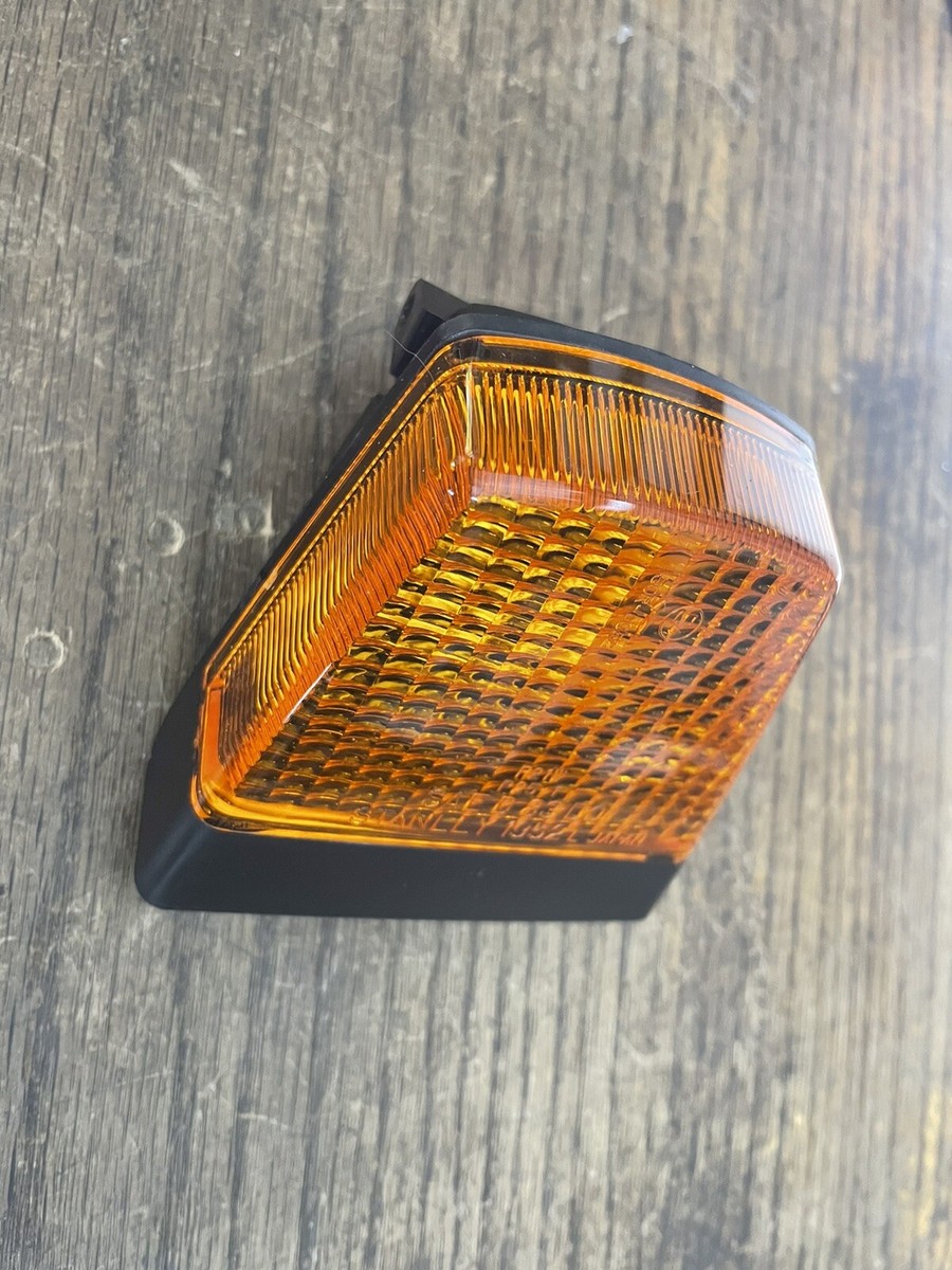 1986-1987 Kawasaki ZX1000A1-A2 Left Rear Turnsignal 23007-1127 | eBay