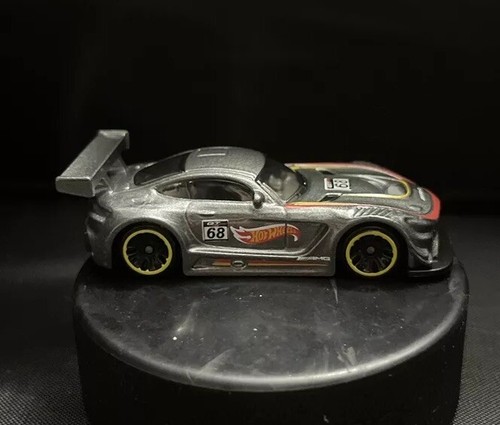 Hot Wheels '16 Mercedes AMG GT3 2018 💿 silber Rennwagen Mattel 1:64 Diecast GT