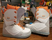 Thirtytwo 32 LASHED POWELL ZEB Snowboard Boots Men's Size 12 M White / Orange