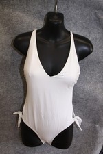 BADEANZUG SCHWIMMANZUG GRÖSSE 38 WEISS UNI MIT PADS SEITLICH SCHLEIFEN H&M