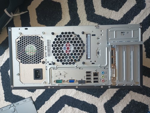 Thinkstation E30 | Good Condition | No Ram Or Ssd - Picture 2 of 3