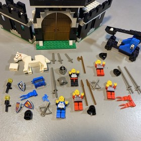LEGO Castle: Knight's Stronghold (6059) 100% Complete W/Instructions
