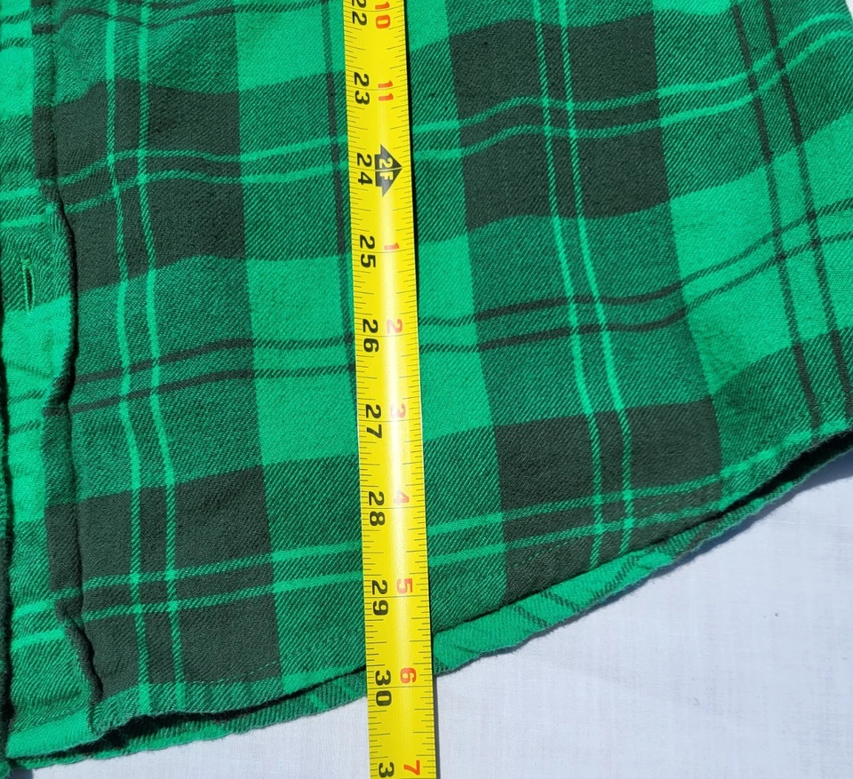Famous Stars and Straps Shirt Mens 2XL Green Plaid Button Down Y2K Skater Street - Image 3 of 4