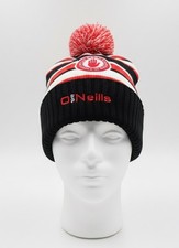 O&rsquo;Neills Tyrone Beanie Hat  Pom Pom Bobble Winter Warm Knit Cap Gaelic GAA