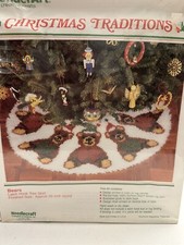 Sealed New Needlecraft Christmas Traditions Latch Hook Tree Skirt Teddy Bears